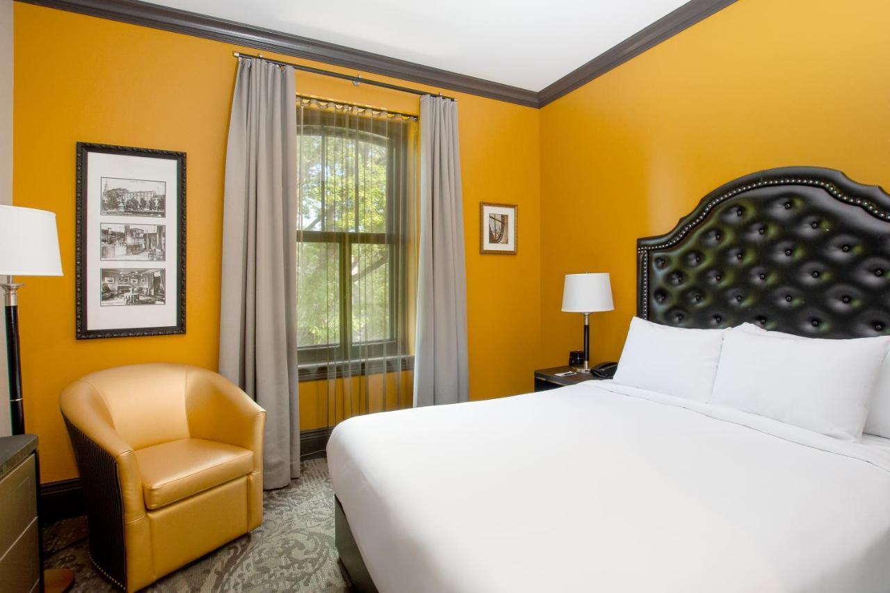 Hotel Clarendon Quebec City Exterior photo